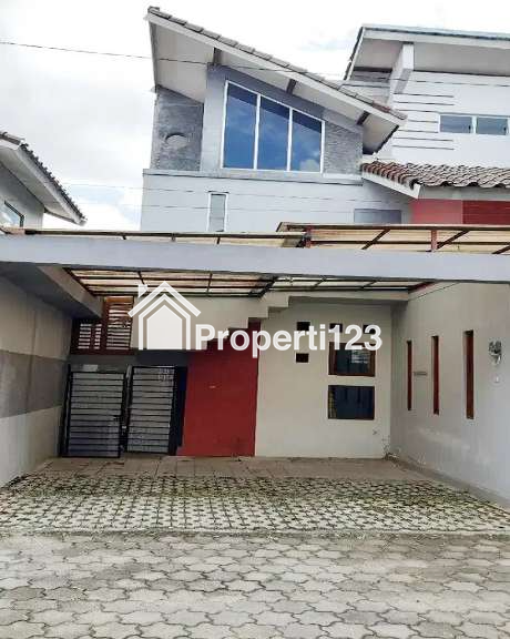 Rumah Disewakan di Yogyakarta Dekat Sleman City Mall, Monjali, Kampus UII, Kampus UGM, Universitas AMIKOM Yogkarta, RS JIH Yogyakarta - 1