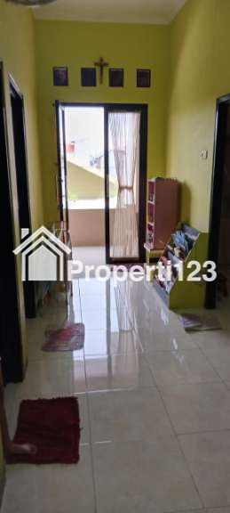 Rumah Siap Huni Lokasi Perumahan Pondok Maritim Indah Wiyung Surabaya - 2