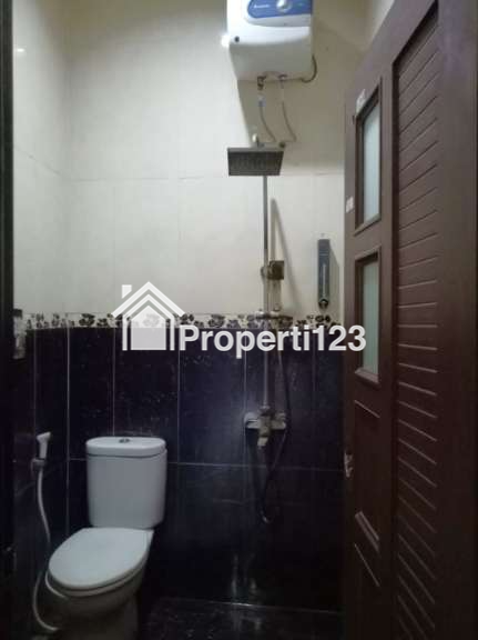 Rumah Strategis Cluster Terdepan Taman Harapan Baru Bekasi - 11