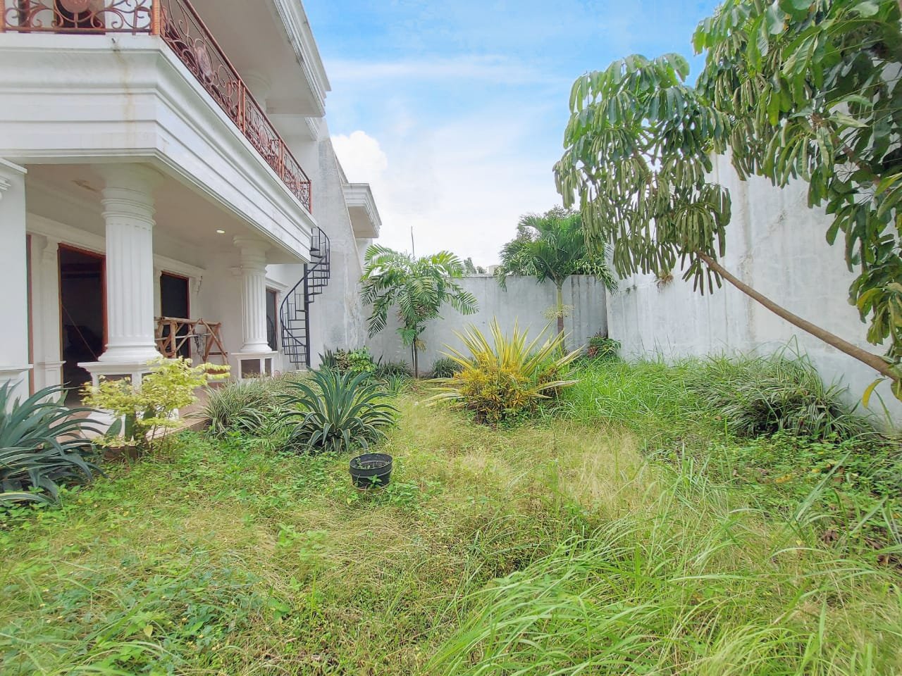 Dijual Rumah Baru Mewah di Jln Jati Padang - Pasar Minggu Jakarta Selatan - 2