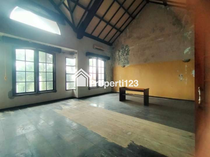 Nego sampai deal rumah rokan pusat kota surabaya 3,5 M nego - 5