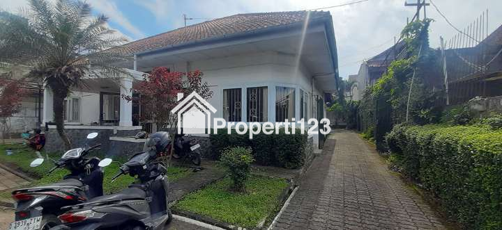 RUMAH KOLONIAL UNTUK KOMERSIAL SUPER STRATEGIS  DI JL. RIAU-MARTADINATA BANDUNG - 13