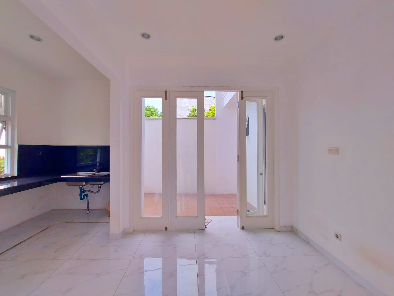 Dijual Murah Rumah Cluster di Jln Pejaten Barat Pasar Minggu Jakarta Selatan - 7