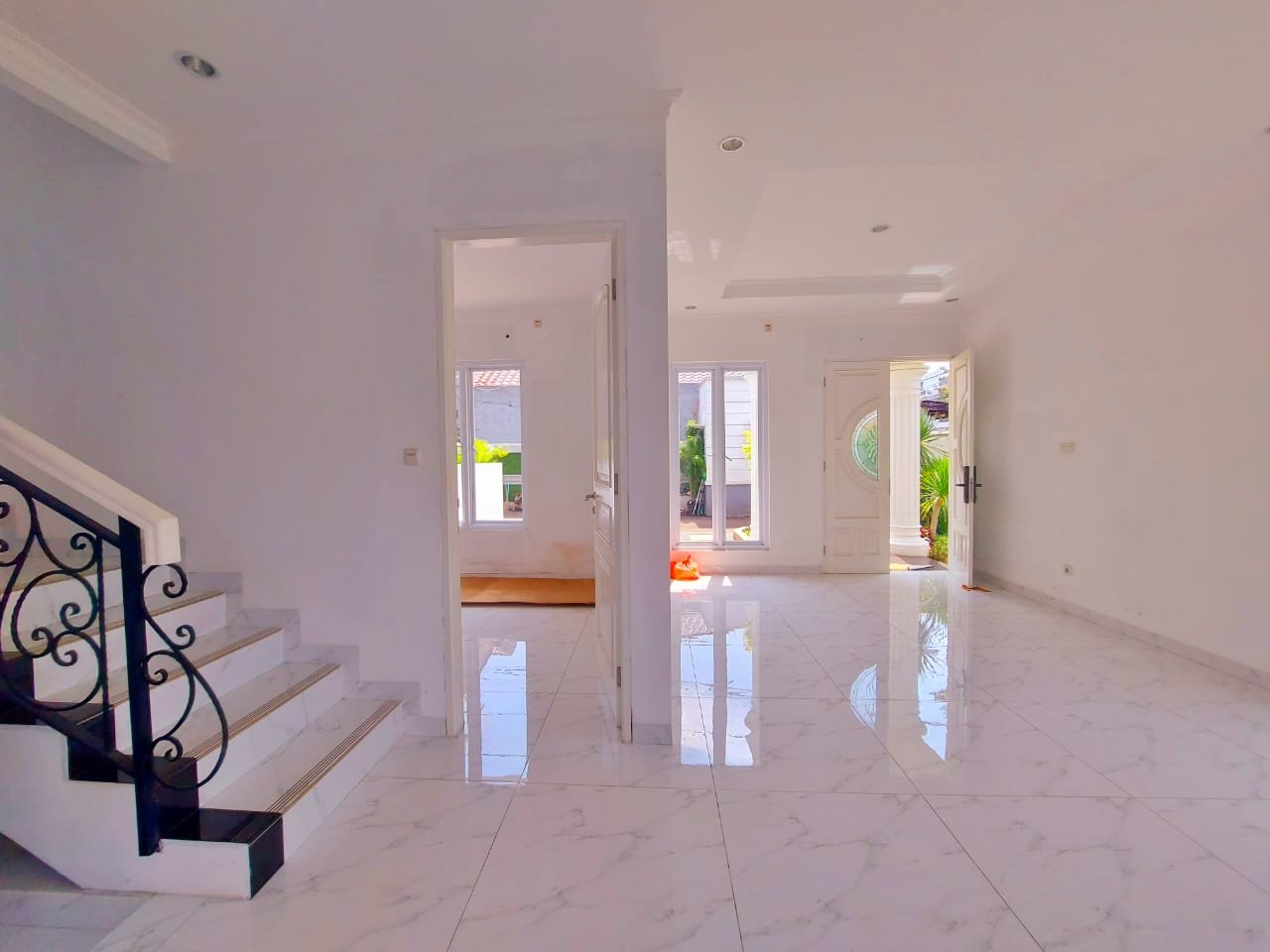 Dijual Murah Rumah Cluster di Jln Pejaten Barat Pasar Minggu Jakarta Selatan - 5