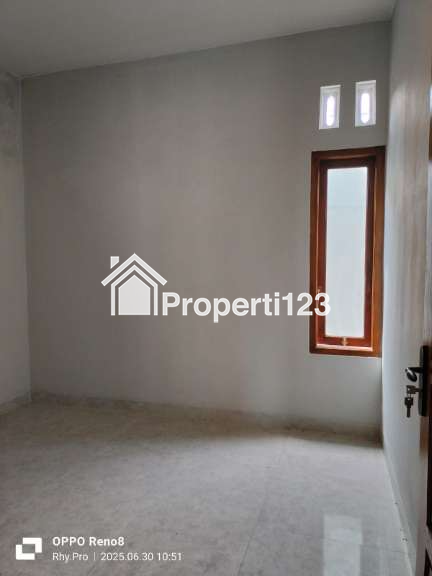 di jual rumah turun harga waktu terbatas 600 juta 3 kamar tidur di kalasan sleman jogja - 6