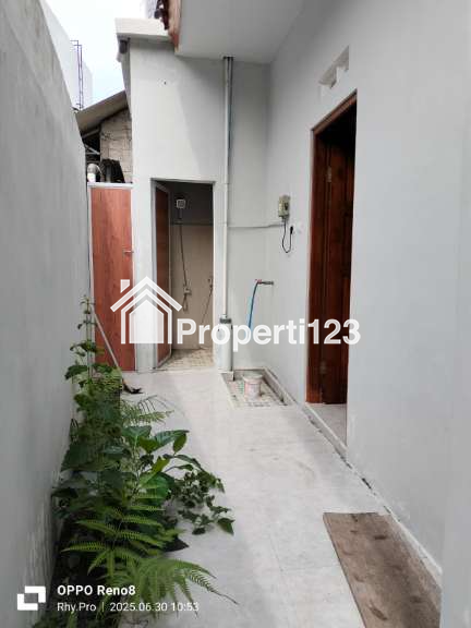 di jual rumah turun harga waktu terbatas 600 juta 3 kamar tidur di kalasan sleman jogja - 9