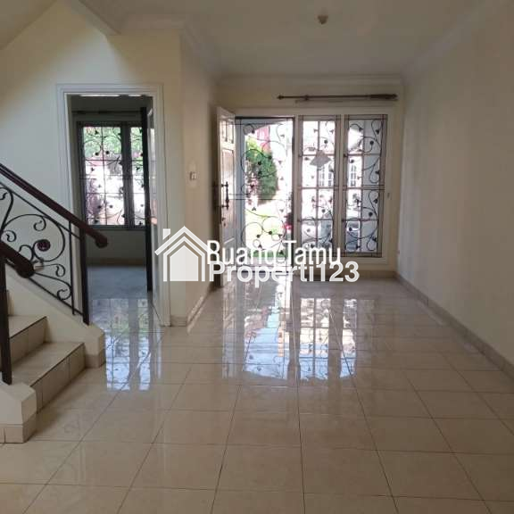 Di Jual Rumah Mewah Besar Siyap Huni Di Kota Wisata Cibubur - 2
