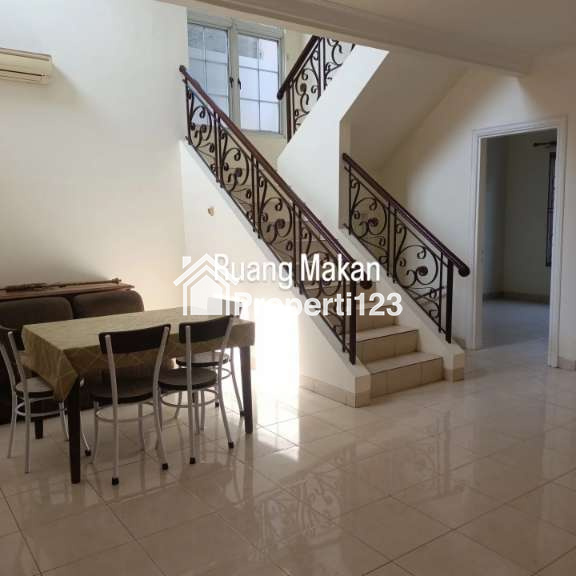 Di Jual Rumah Mewah Besar Siyap Huni Di Kota Wisata Cibubur - 3