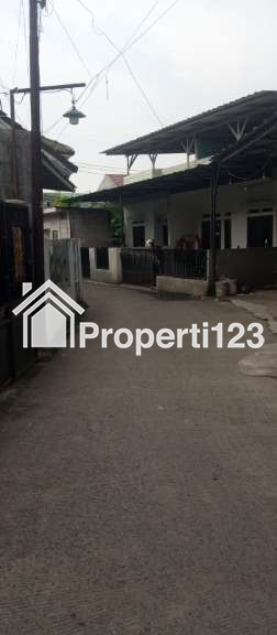 BU Rumah second Lt 200 m2 harga 450 juta di Pekapuran Depok - 7