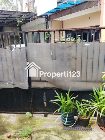 BU Rumah second Lt 200 m2 harga 450 juta di Pekapuran Depok - 1