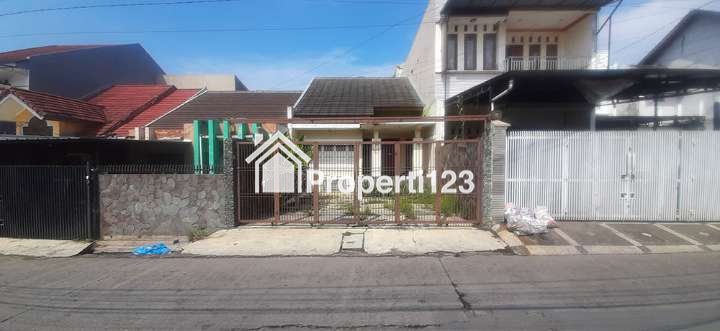 RUMAH DI CISARANTEN KULON ARCAMANIK BANDUNG - 2