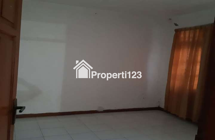 RUMAH 3 KAMAR TIDUR 2 KAMAR MANDI  DEKAT TOSERBA GRIYA ARCAMANIK BANDUNG - 6
