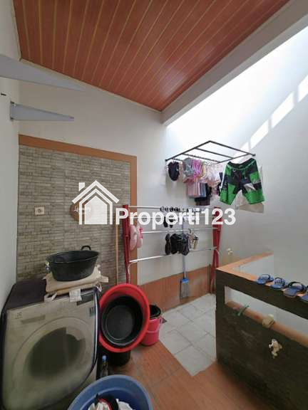 Rumah Bagus Siap Huni Duta Bumi Harapan Indah Bekasi - 16