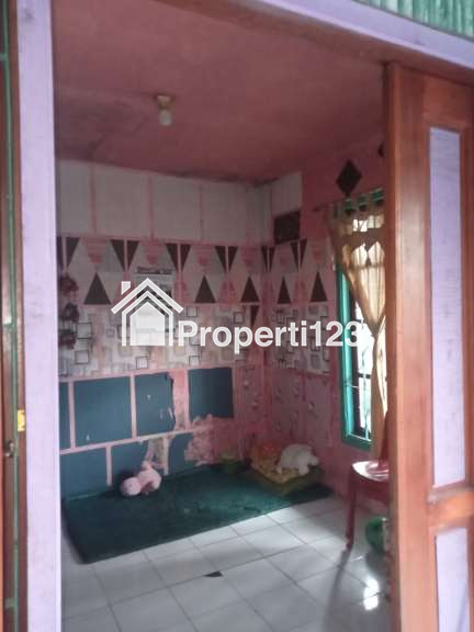 Rumah second siap huni di Bumi Sawangan Indah 2 Depok - 4