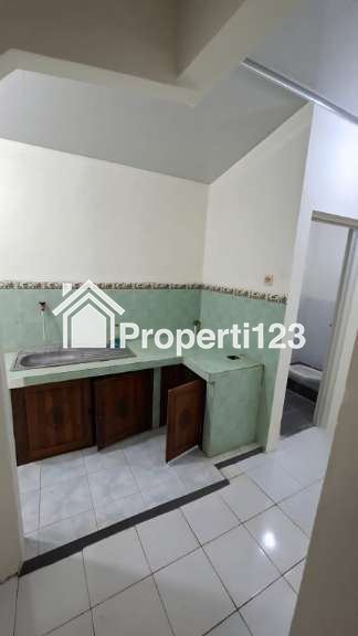 Dijual Cepat Rumah di Pucang Gede Timur - 4