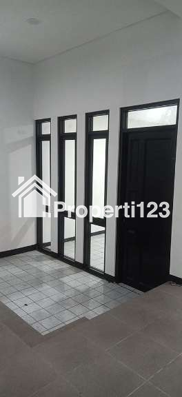RUMAH MINIMALIS MODERN DI JL. CIGADUNG DAGO BANDUNG - 3
