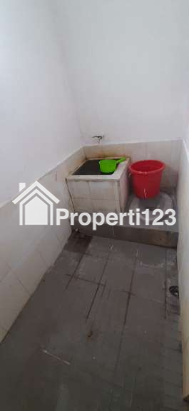 RUMAH 2 KAMAR TIDUR 2 KAMAR MANDI DENGAN CARPORT DI SIMPAY ASIH CIJAMBE BANDUNG - 7
