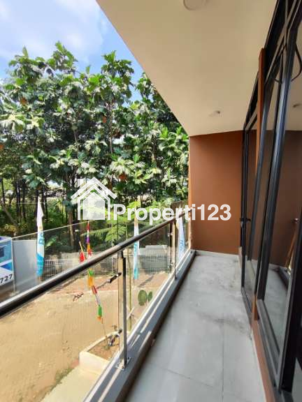 Rumah minimalis 2 lantai dekat gerbang tol Cimanggis Depok - 8