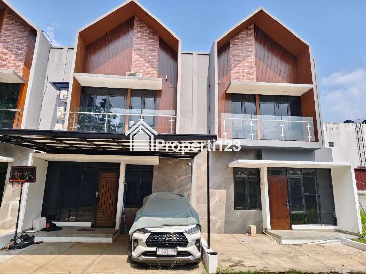 Rumah minimalis 2 lantai dekat gerbang tol Cimanggis Depok - 3