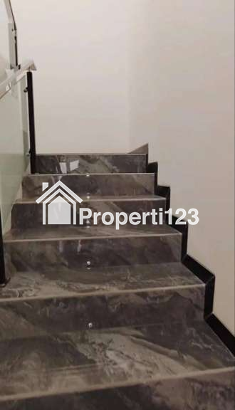 Rumah Baru Gress Lokasi Gayungsari Pagesangan Surabaya Selatan - 5