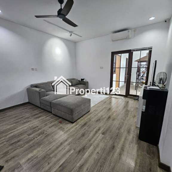Dijual rumah mewah cluster dengan Swimming Pool di Metland Menteng - 2