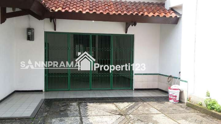 Rumah second mewah dekat 3 akses pintu tol di Ceger Jak Tim - 2