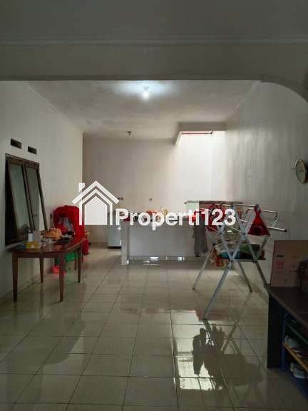 Rumah Hadap Taman Cluster Aralia Kota Harapan Indah Bekasi - 2