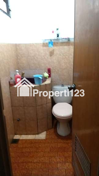 RUMAH HITUNG TANAH LUAS 350 M2  DI SAYAP JL. KH. ABD. SYAFEI DEKAT STASIUN TEBET JAKARTA SELATAN - 8