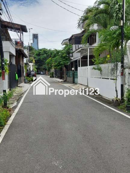 Disewakan Rumah 1,5 Lt dalam Komp Cempaka Putih Indah Jkt-Pus - 2