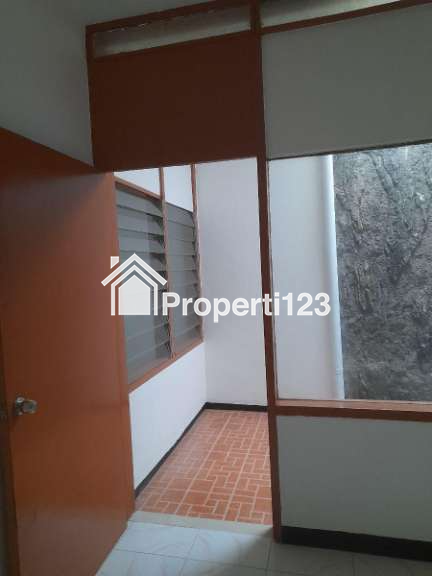 Disewakan Rumah 1,5 Lt dalam Komp Cempaka Putih Indah Jkt-Pus - 7