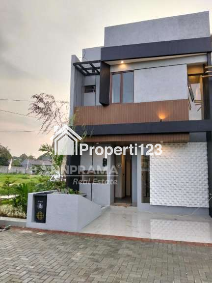 Rumah Resort 2 lantai strategis di Curug Bojongsari Depok - 3