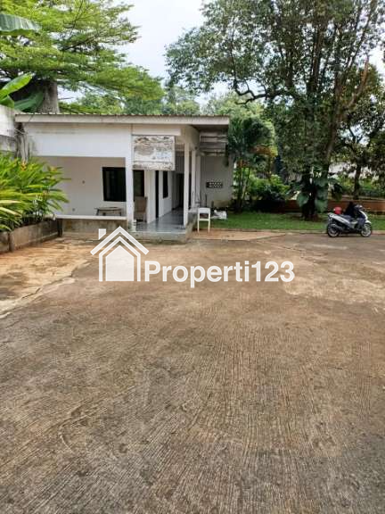 Wisma Villa Hitung Tanah 1,7 hektar Kawasan Sejuk Pekarangan Luas - 2