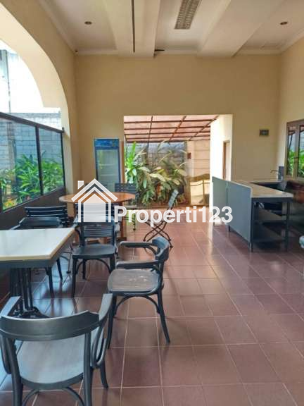 Wisma Villa Hitung Tanah 1,7 hektar Kawasan Sejuk Pekarangan Luas - 6