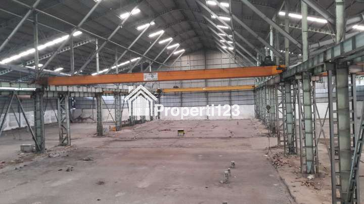 Gudang Komplek Margomulyo Indah Eks Gudang Baja Include Crane - 1