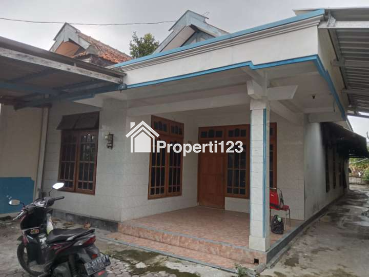Di jual rumah di jalan candradimuko Kartosuro sukoharjo - 3
