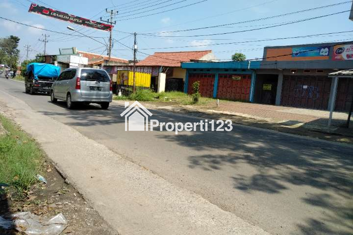di jual RUKO+kos PINGGIR JALAN BESAR/JALAN UTAMA KOTA wilayah PURWAKARTA dengan PARKIRAN LUAS hub Okta 089664304842 - 2