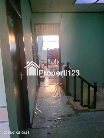 Rumah second murah di perum Depok Utara Beji Depok - 5