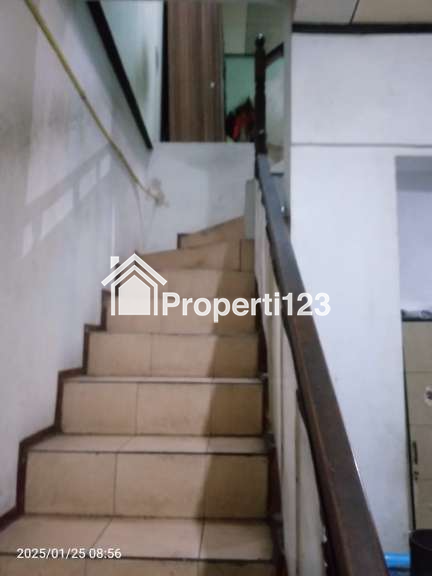 Rumah second murah di perum Depok Utara Beji Depok - 4