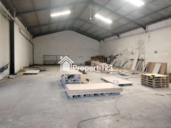 Gudang Cold Storage Pergudangan Safe and Lock Lingkar Timur Sidoarjo - 2