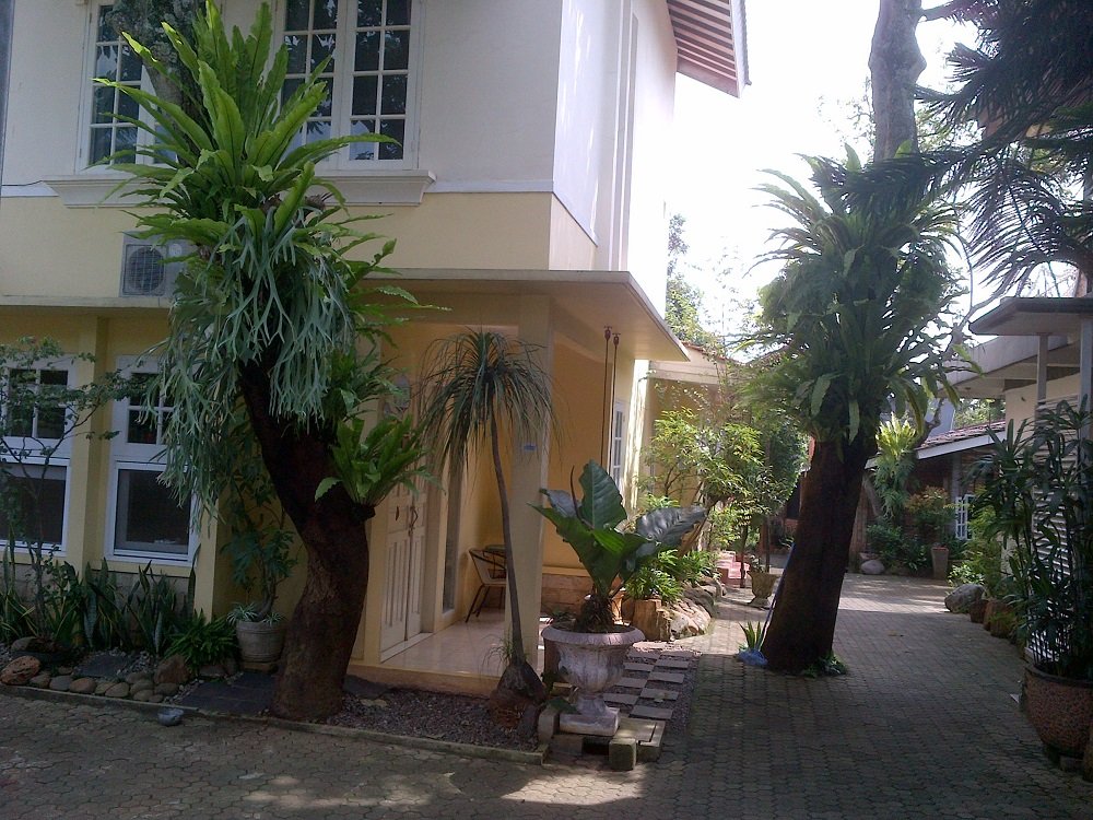 Rumah di Kebagusan Dalam, Cocok untuk Bangun Town House - 2