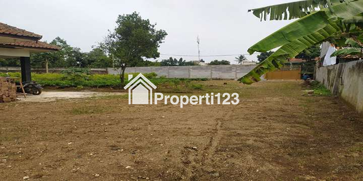 TANAH 1023 M2 BONUS RUMAH SERASA VILLA   SUASANA PEDESAAN DEKAT STASIUN WHOOSH TEGALLUAR BANDUNG - 3