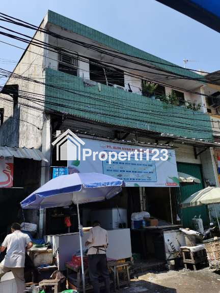 Ruko 2 Lantai Depan Pasar - 2