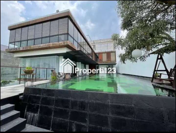 Rumah Full Furnished di Kota Baru Parahyangan, Bandung - 3