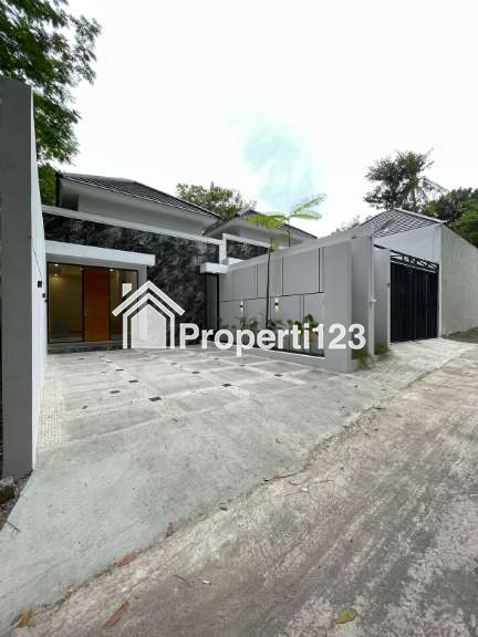Rumah Baru Siap Huni Open Space dekat Kampus UII Jogja - 1