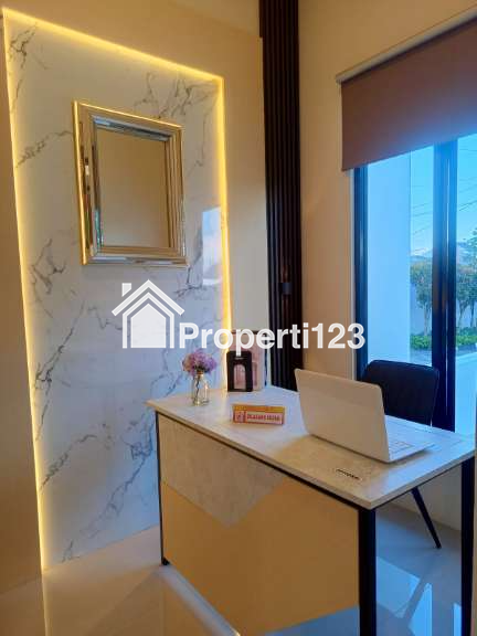 DI JUAL RUMAH DI KAWASAN BERKEMBANG STRATEGIS GLAND CIWASTRA PARK - 3