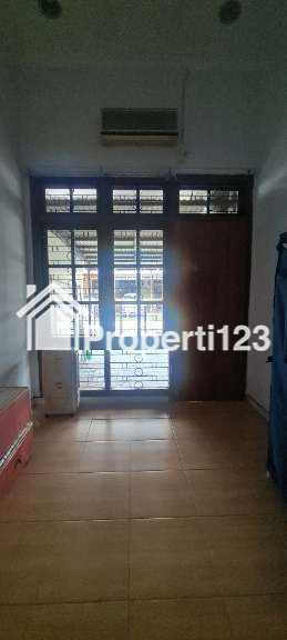 Rumah Taman Majapahit 4 KT 2 KM - 10