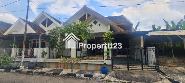 Rumah Taman Majapahit 4 KT 2 KM - 1