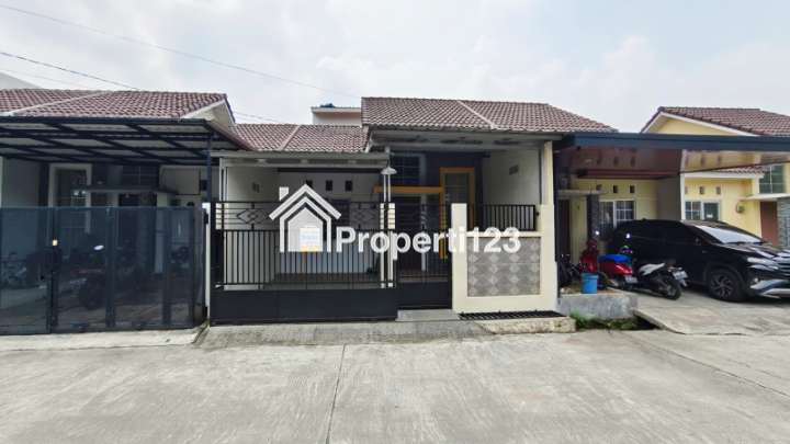 Rumah Siap Huni  Permata Legenda 3 Padurenan Mustika Jaya Bekasi - 1
