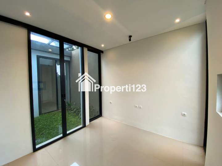 Villa Unik di Jl Kaliurang Km 11 Sleman, SHM PBG Ready Siap AJB - 4