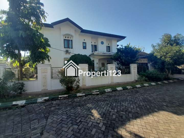 RUMAH MEWAH DI LOKASI STRATEGIS BANJARMASIN - 2